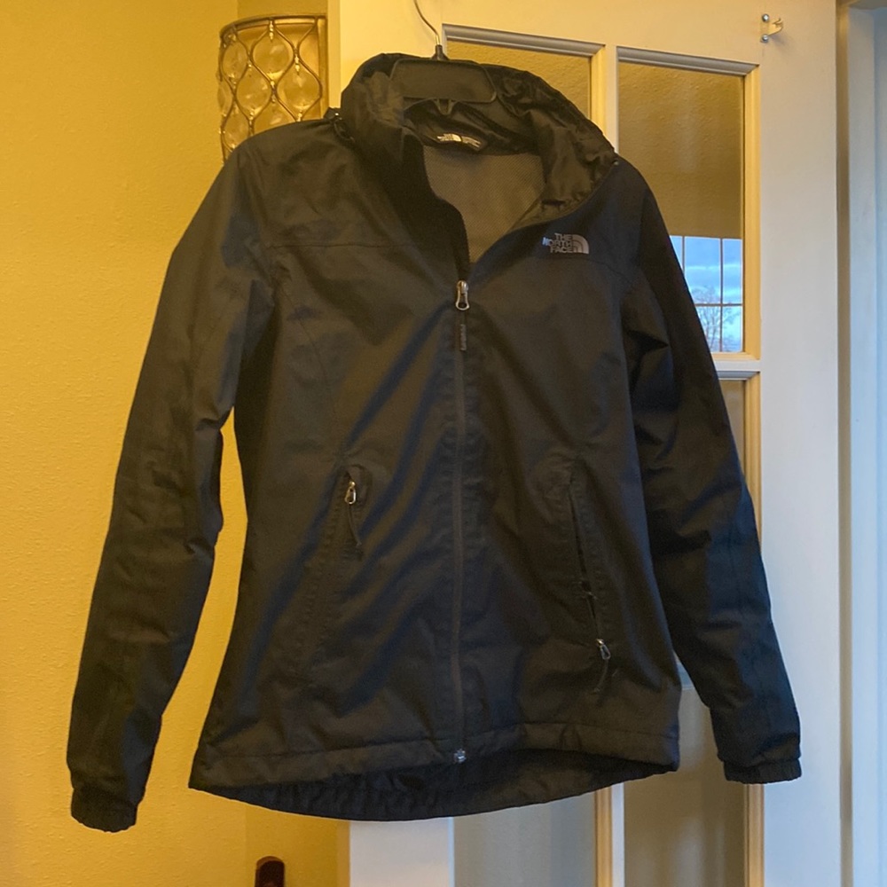 THE NORTH FACE black rain jacket